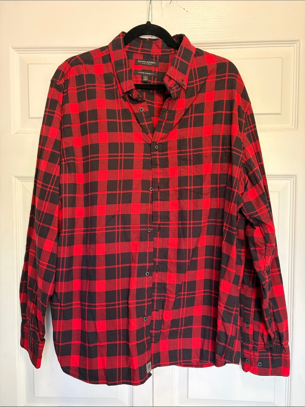 Banana Republic Men’s Red and Black Plaid Button-Down Shirt